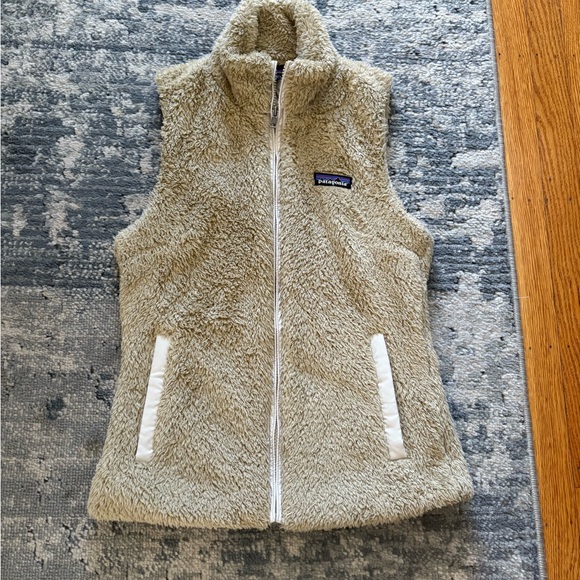 Patagonia Los Gatos Teddy Fleece Vest, Women’s XS, Tan - Picture 2 of 7